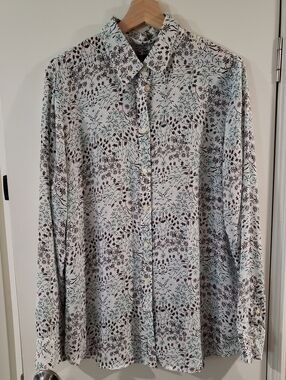 Banana Republic Off-White Button-Down Shirt with Black/Light Blue Floral Print